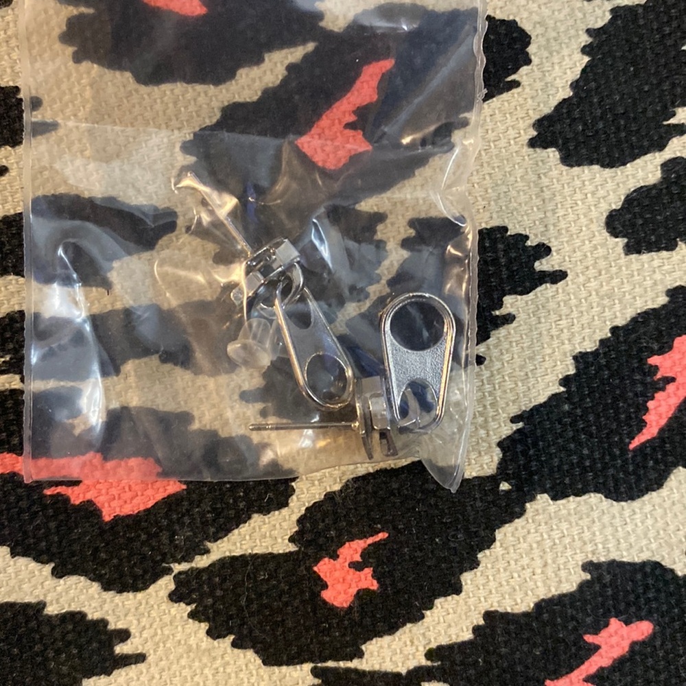Silver zipper stud earrings